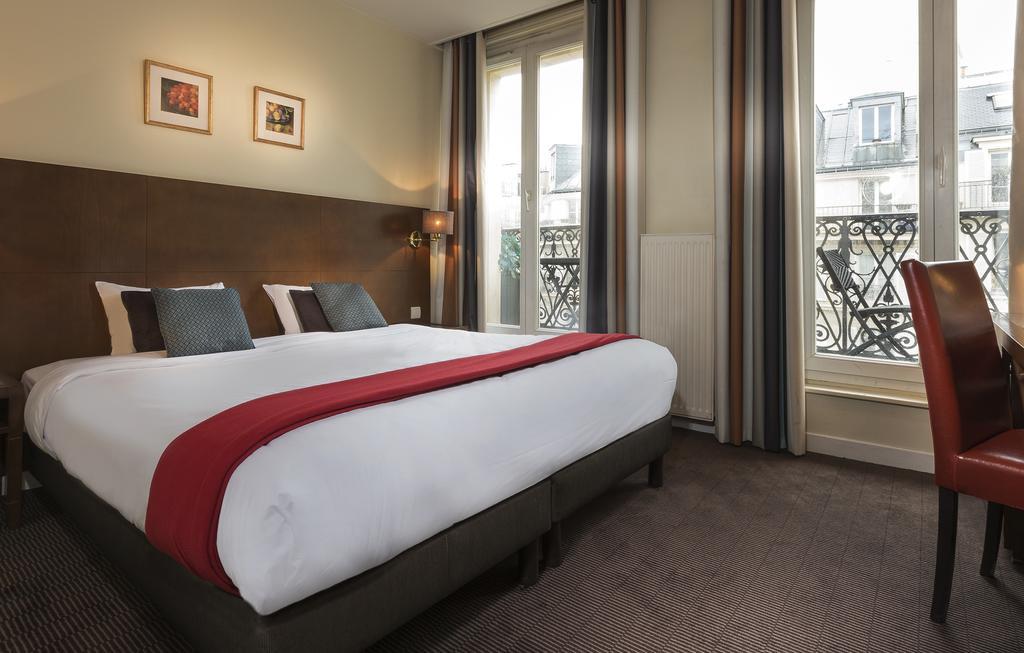 Hotel Paris Rivoli ภายนอก รูปภาพ